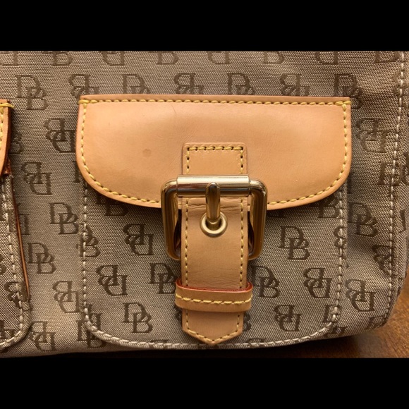 Dooney And Bourke Double Front Pocket Handbag - Picture 4 of 8